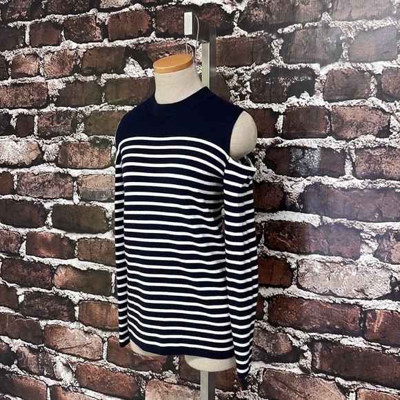 JUST Female Sweater Cold Shoulder Blue White Stripes Size Large - Picture 10 of 13